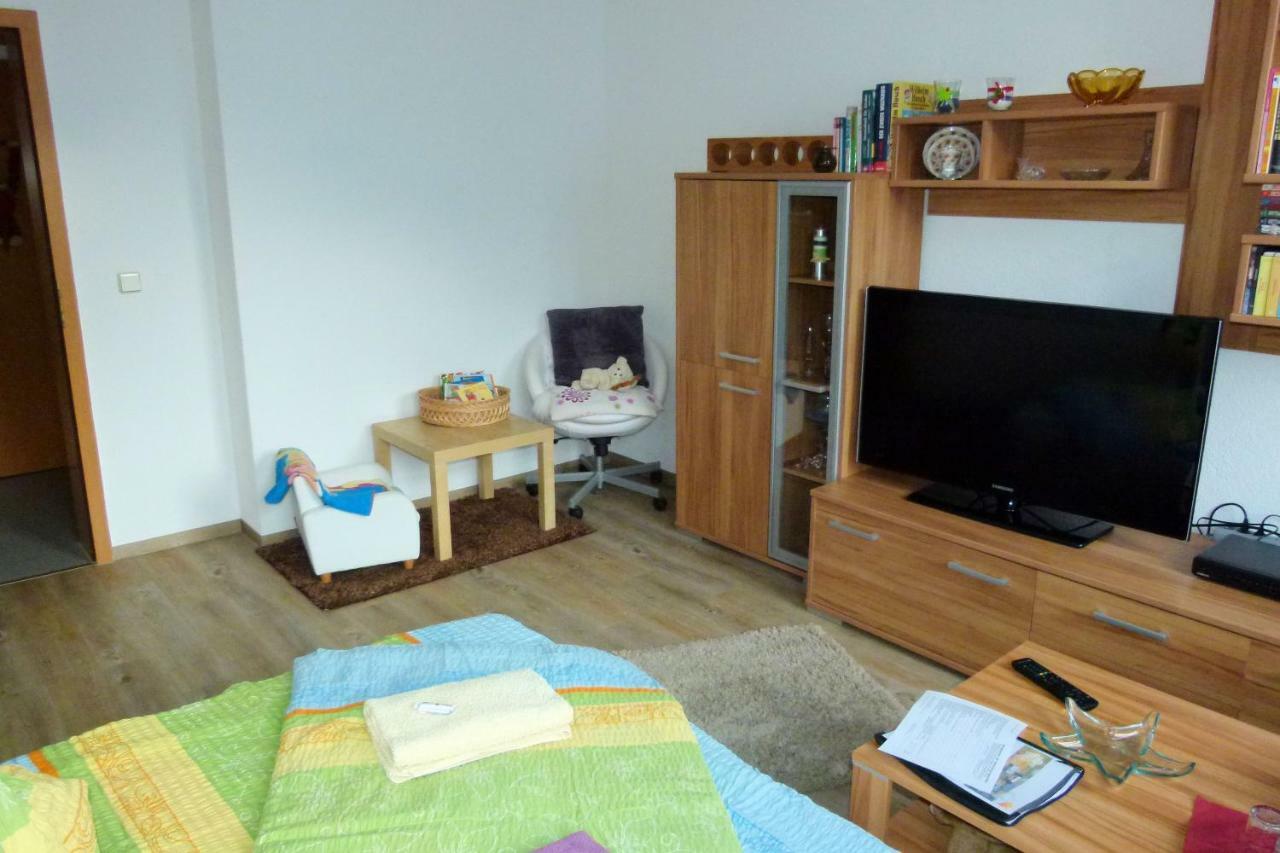 Ferienwohnung Karo Ellefeld Exterior photo